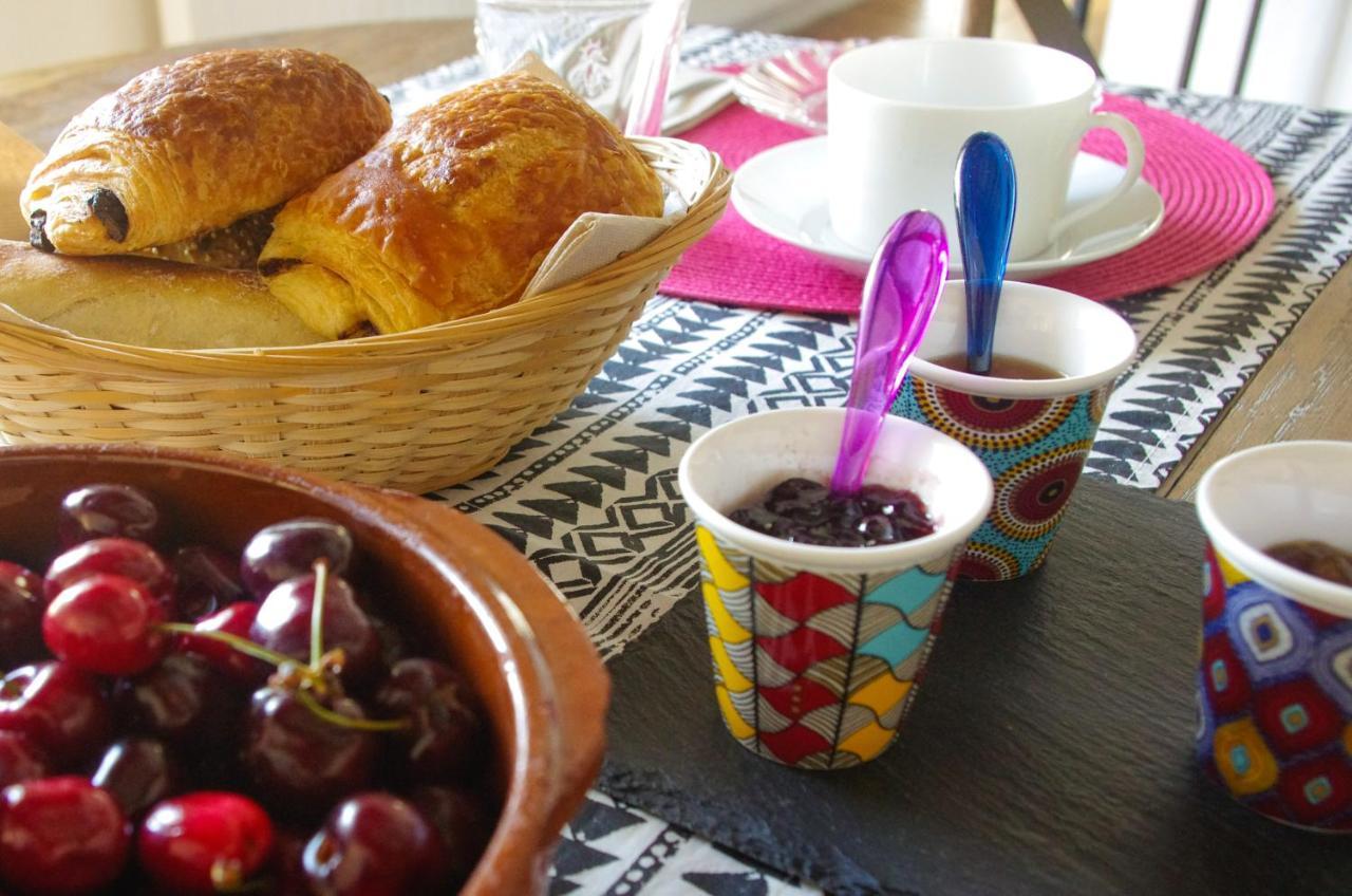 Bed and Breakfast Logis Saint Léonard Dompierre-sur-Mer Esterno foto