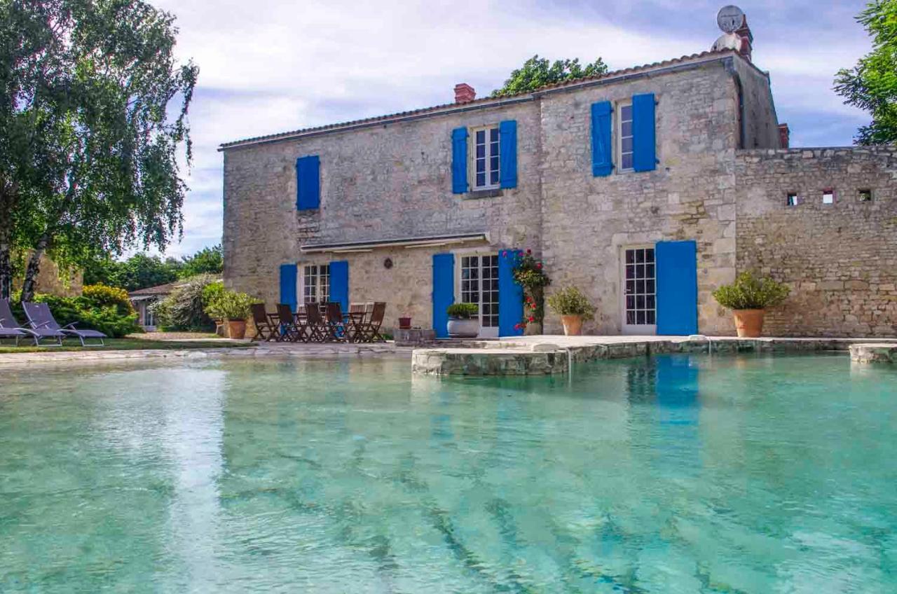 Bed and Breakfast Logis Saint Léonard Dompierre-sur-Mer Esterno foto