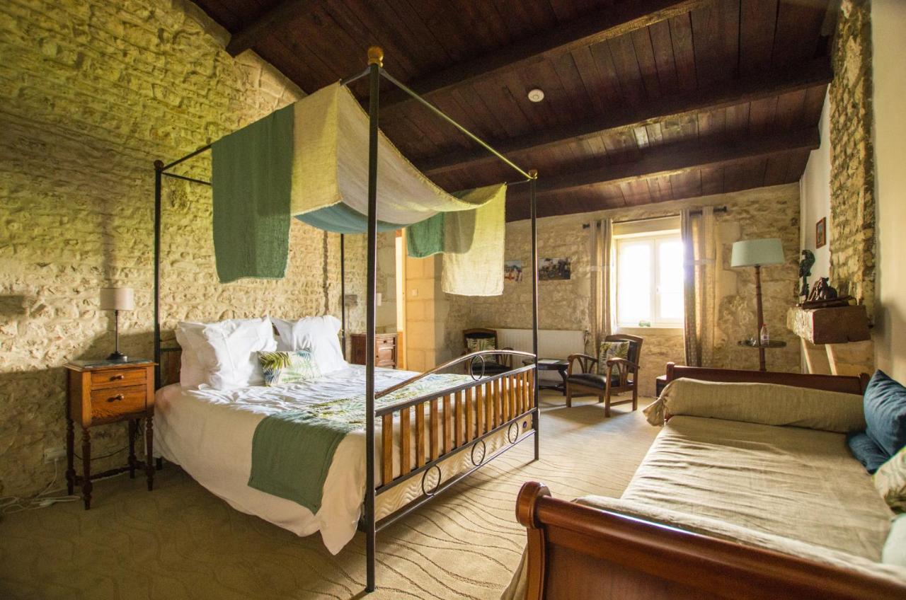 Bed and Breakfast Logis Saint Léonard Dompierre-sur-Mer Esterno foto