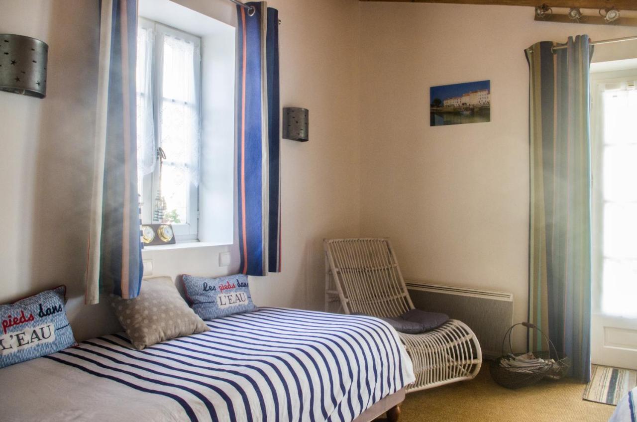 Bed and Breakfast Logis Saint Léonard Dompierre-sur-Mer Esterno foto
