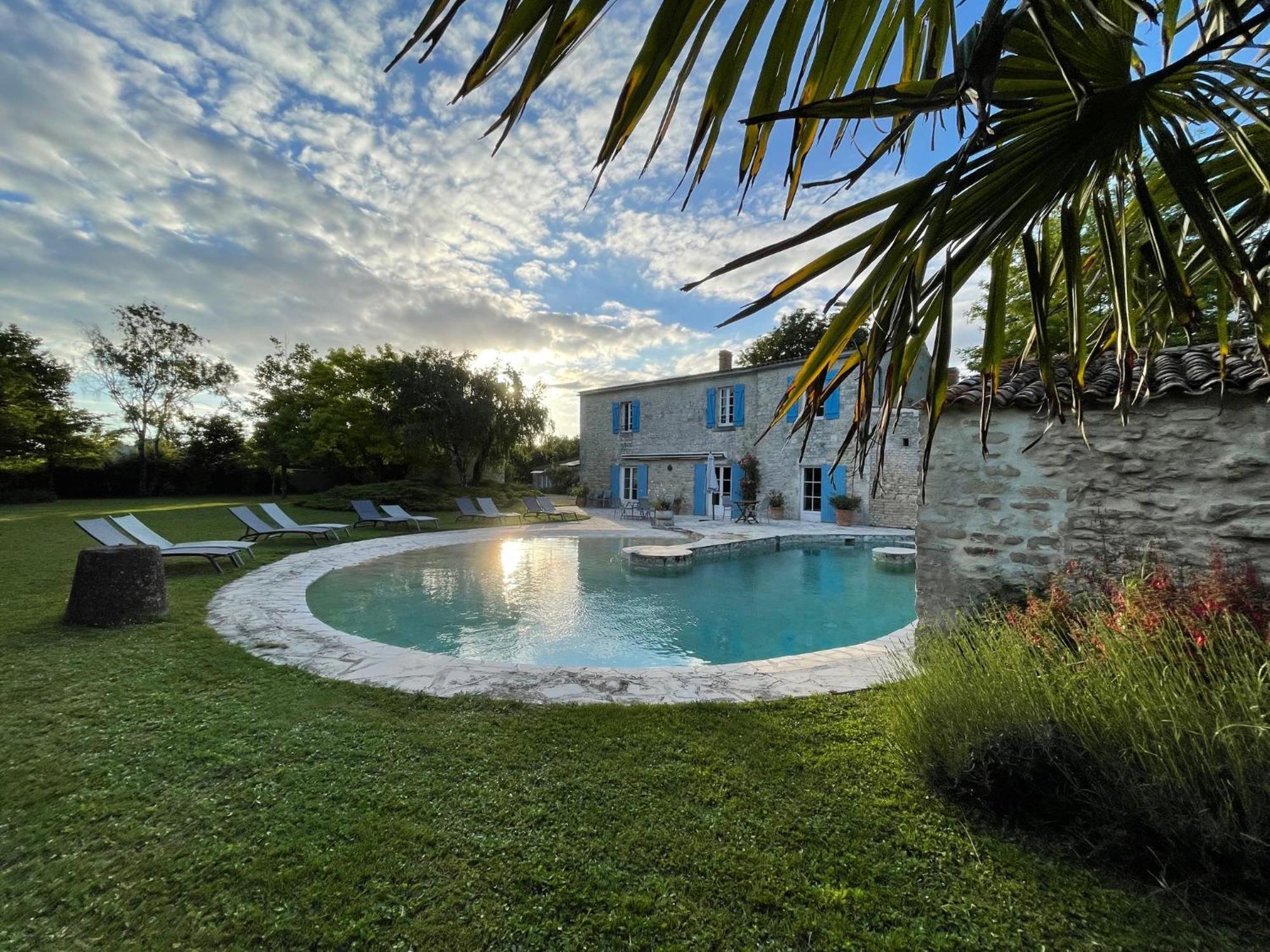 Bed and Breakfast Logis Saint Léonard Dompierre-sur-Mer Esterno foto